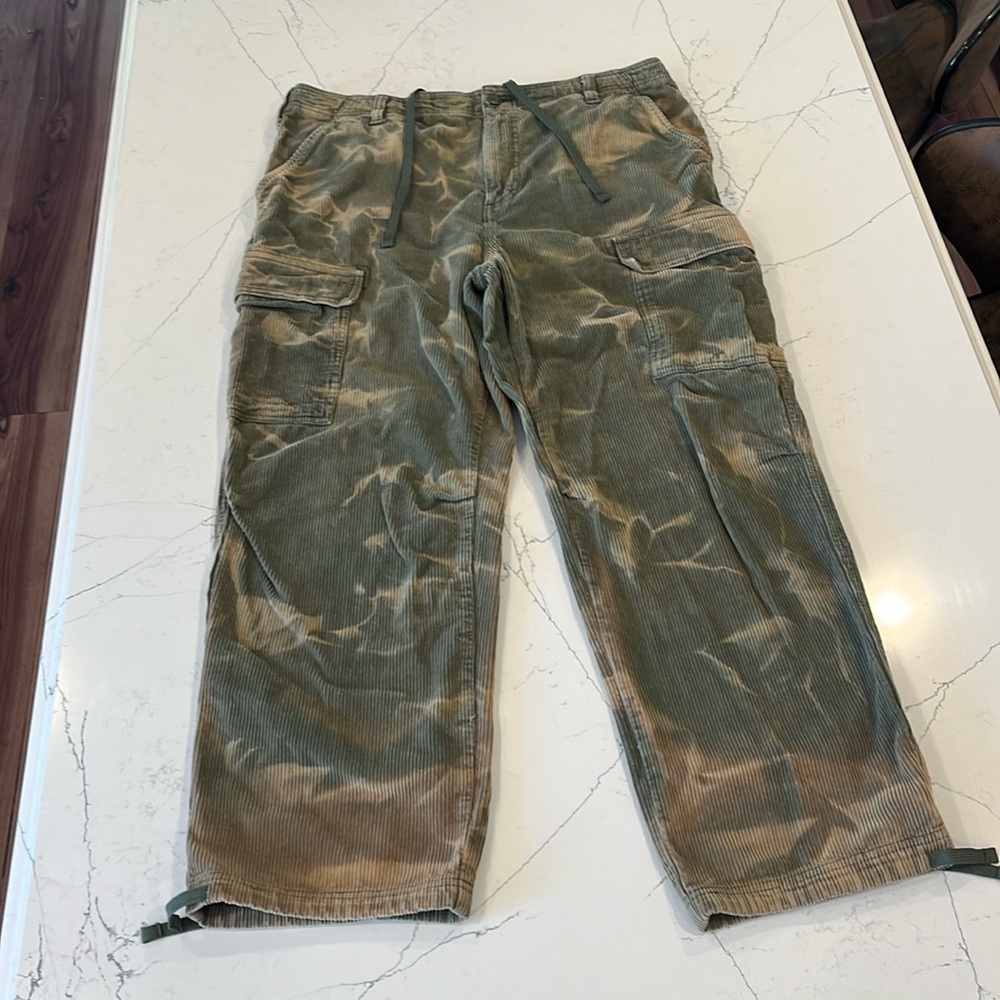 Urban Outfitters Wide Whale Cargo Cords